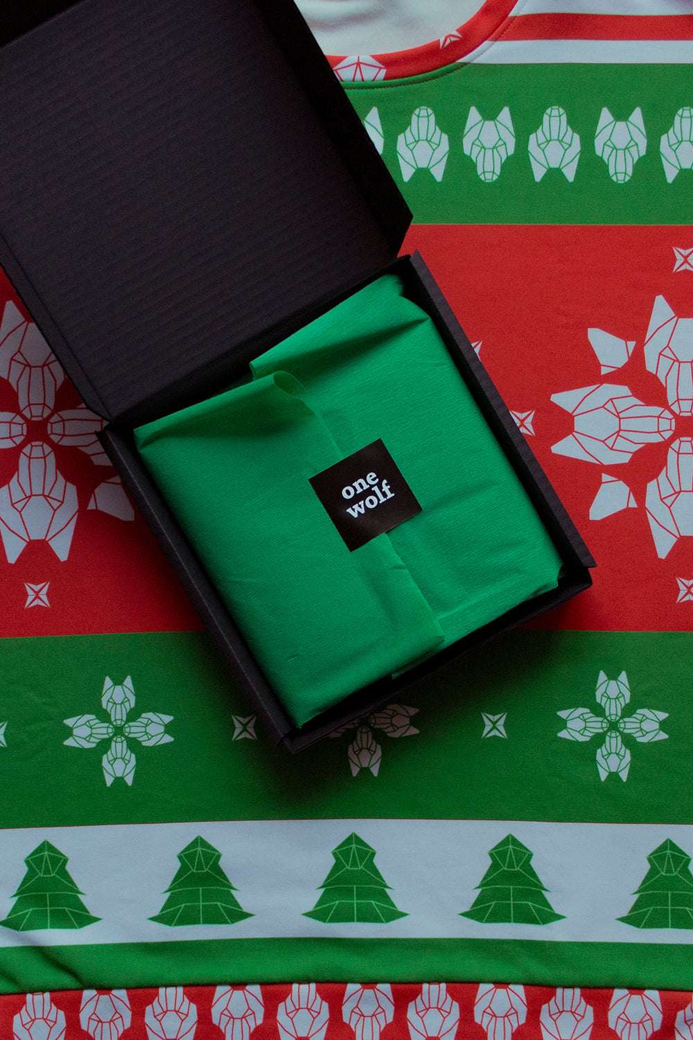 One Wolf GIFT BOX - Small